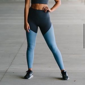 NWT ZYIA Storm Parallel Luxe 7/8 Leggings